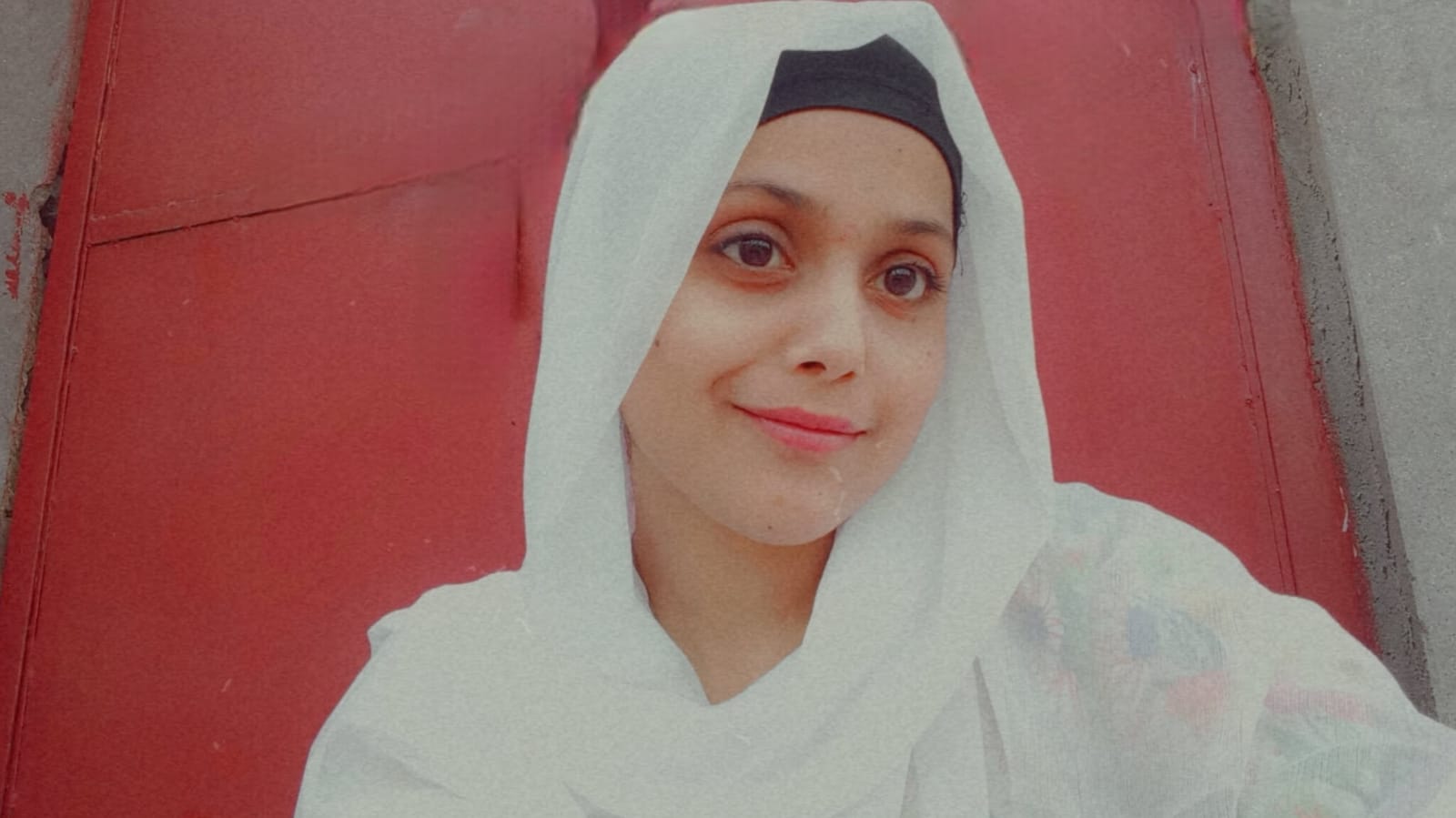 Portrait of Zahra Khaliq